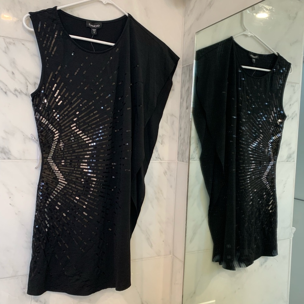 NWT Bebe One Shoulder Asymmetric Sequin Tunic (XS)